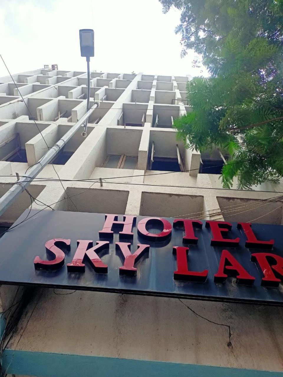 Hotel Skylark Nagpur Esterno foto