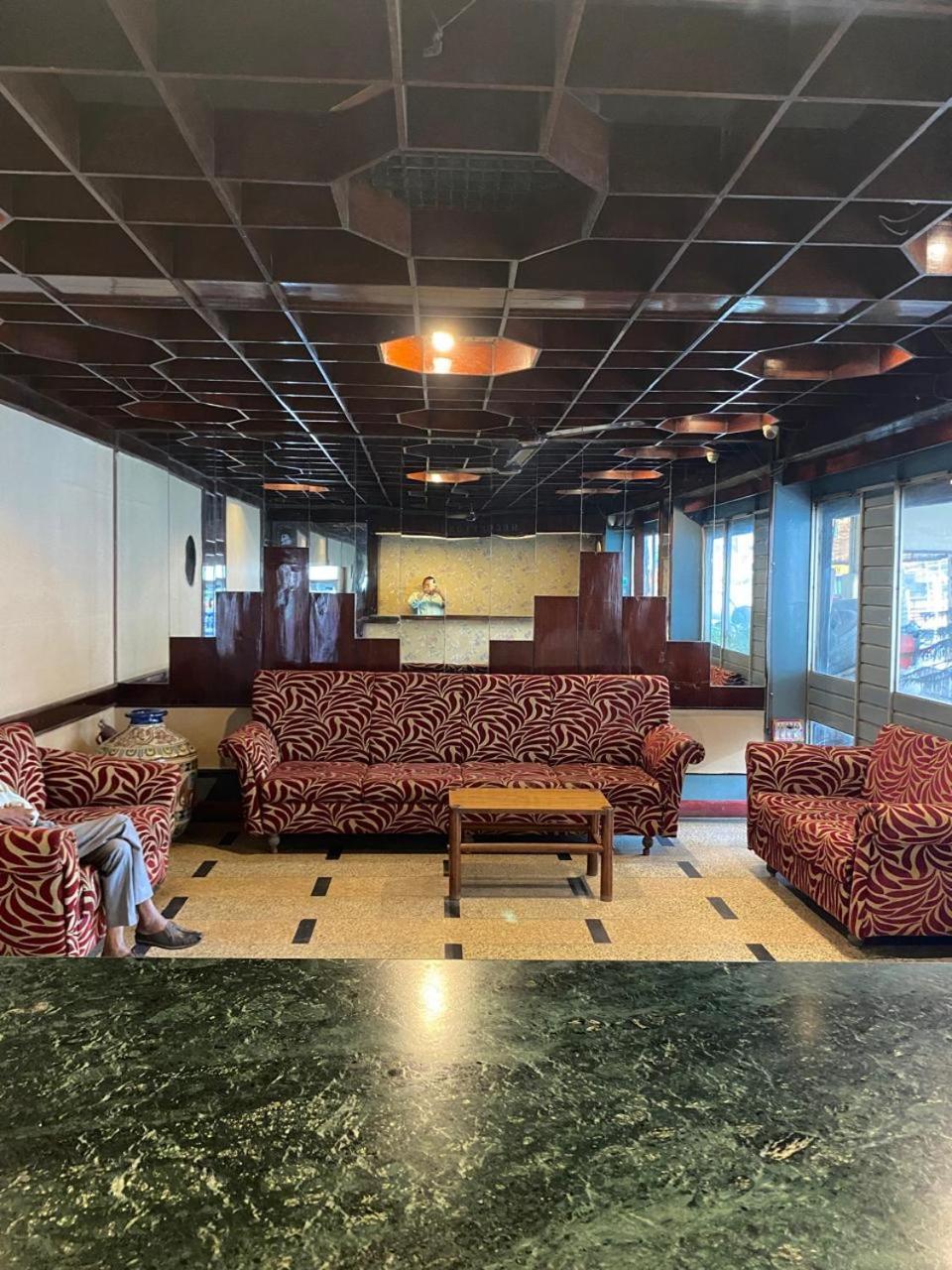 Hotel Skylark Nagpur Esterno foto