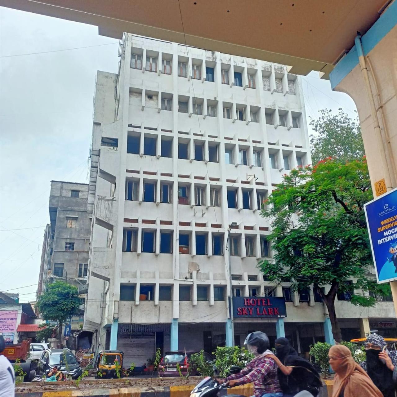 Hotel Skylark Nagpur Esterno foto